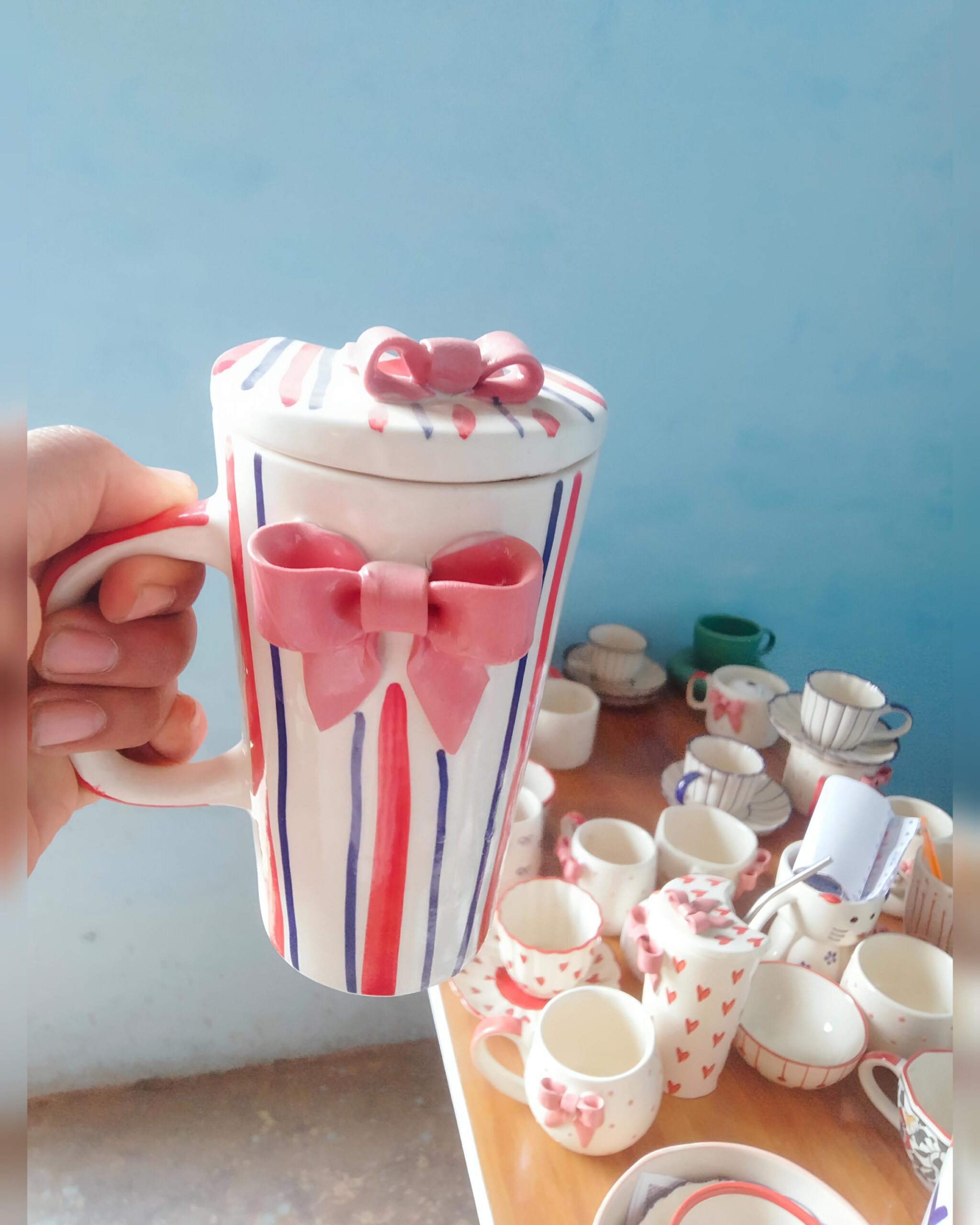 Bow Mug With Lid